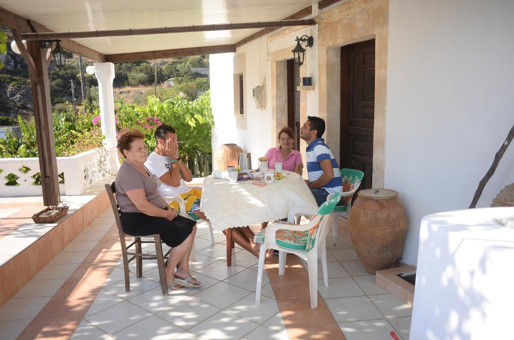 La Villa Di Zazopetra Menetaí Eksteriør billede